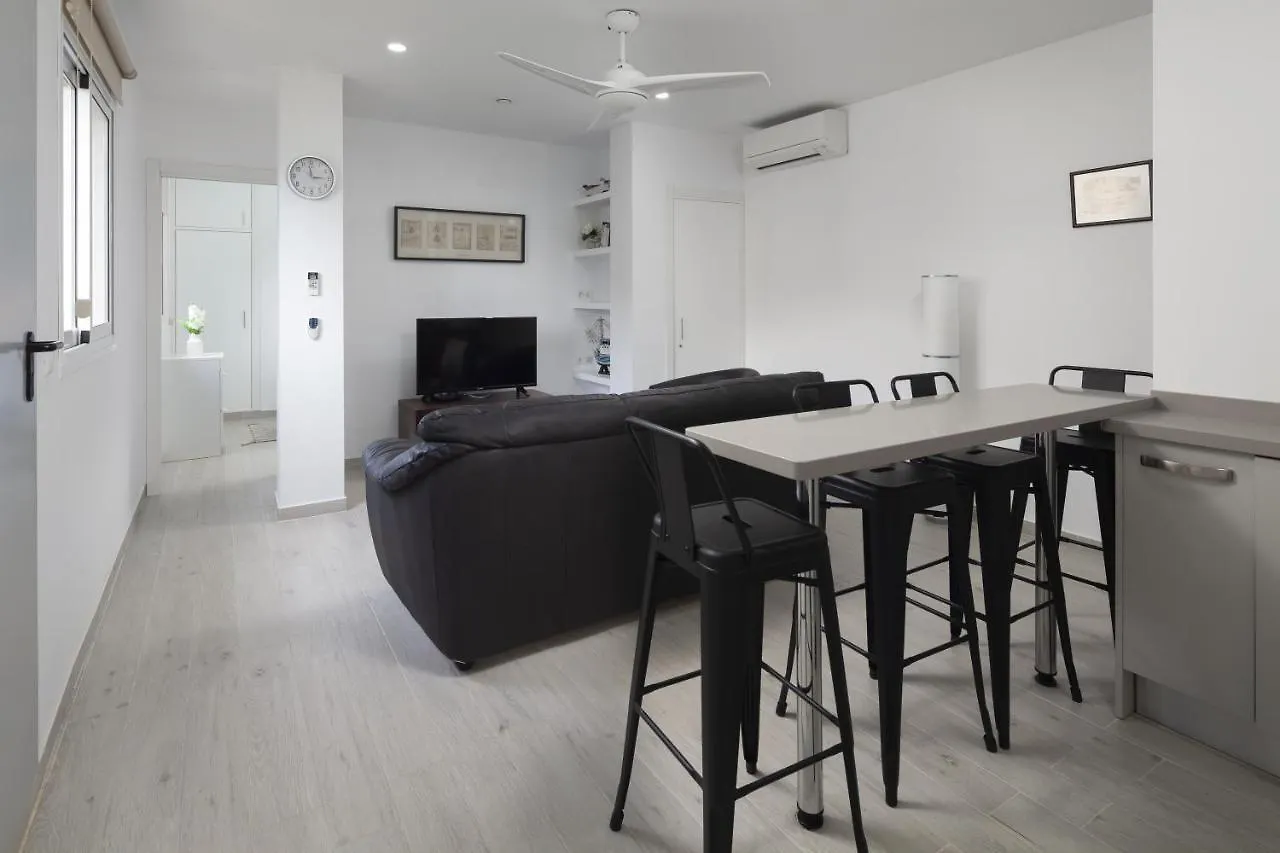Villa Miramar Burriana Beach 10 Pax Nerja