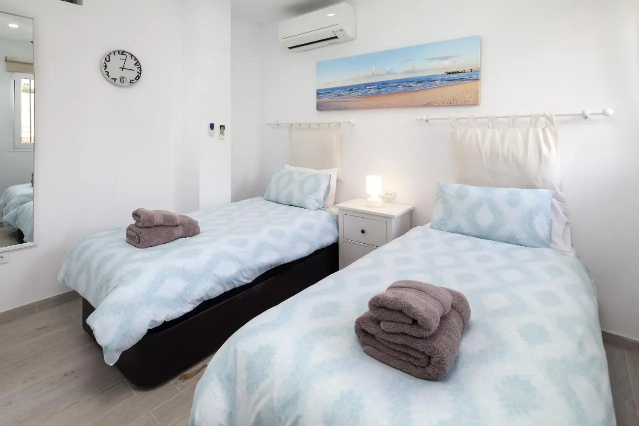 Villa Miramar Burriana Beach 10 Pax Nerja